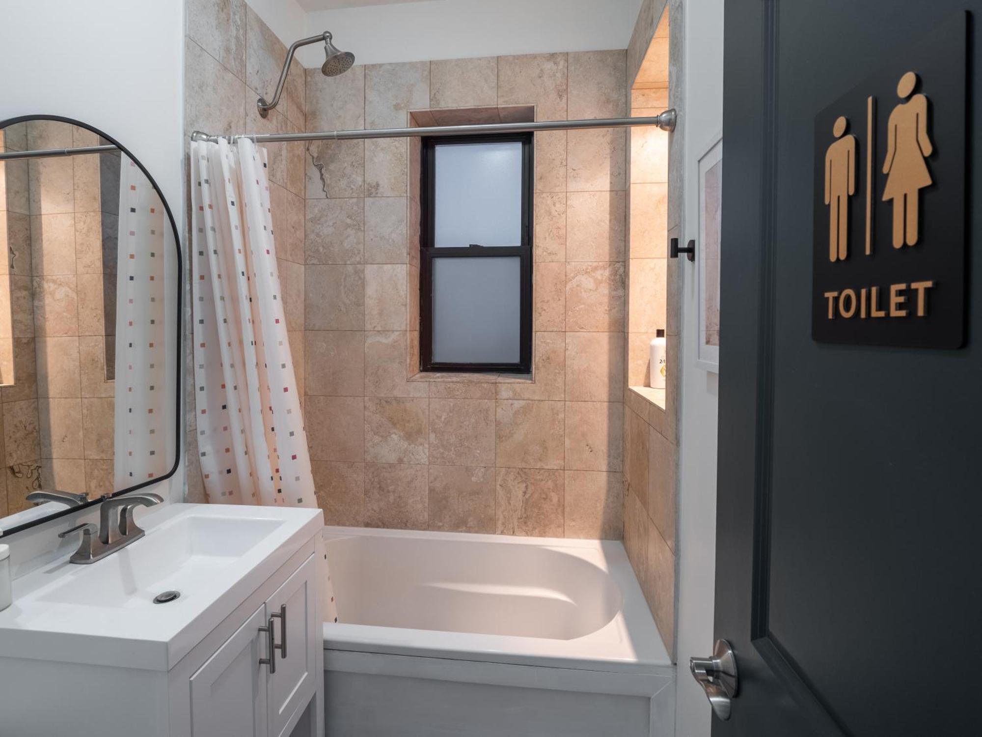 Wrigleyville Suites Chicago Buitenkant foto